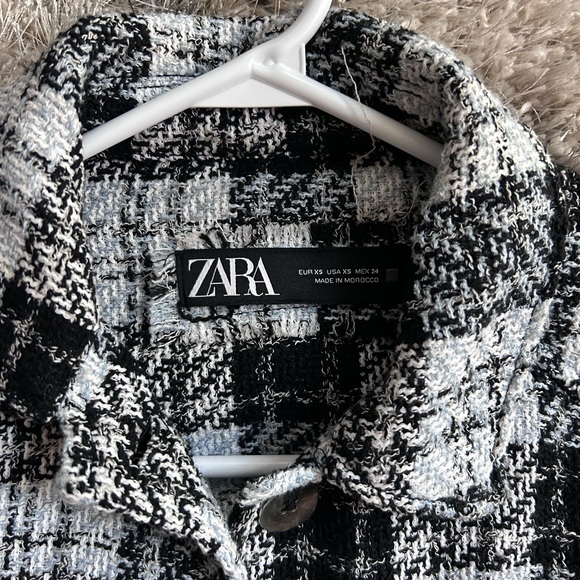 ZARA Black and White Tweed Structured Frayed Overshirt Shacket - Picture 5 of 5